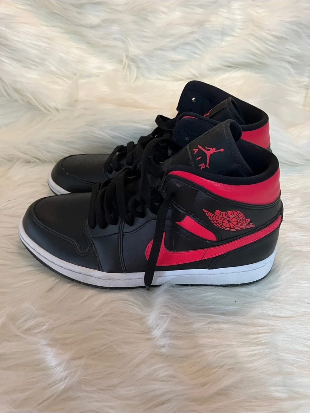 Jordan Men's Black and Red High-Top Sneakers NWOT